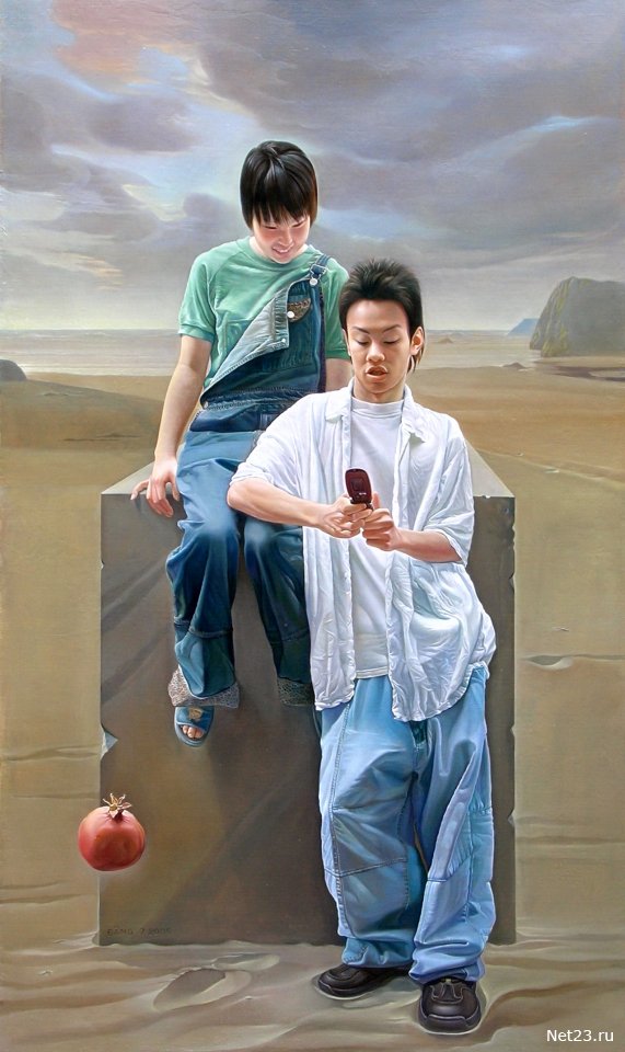 Nguyen Dinh Dang - художник - самоучка. Основная специальность - ядерная физика.