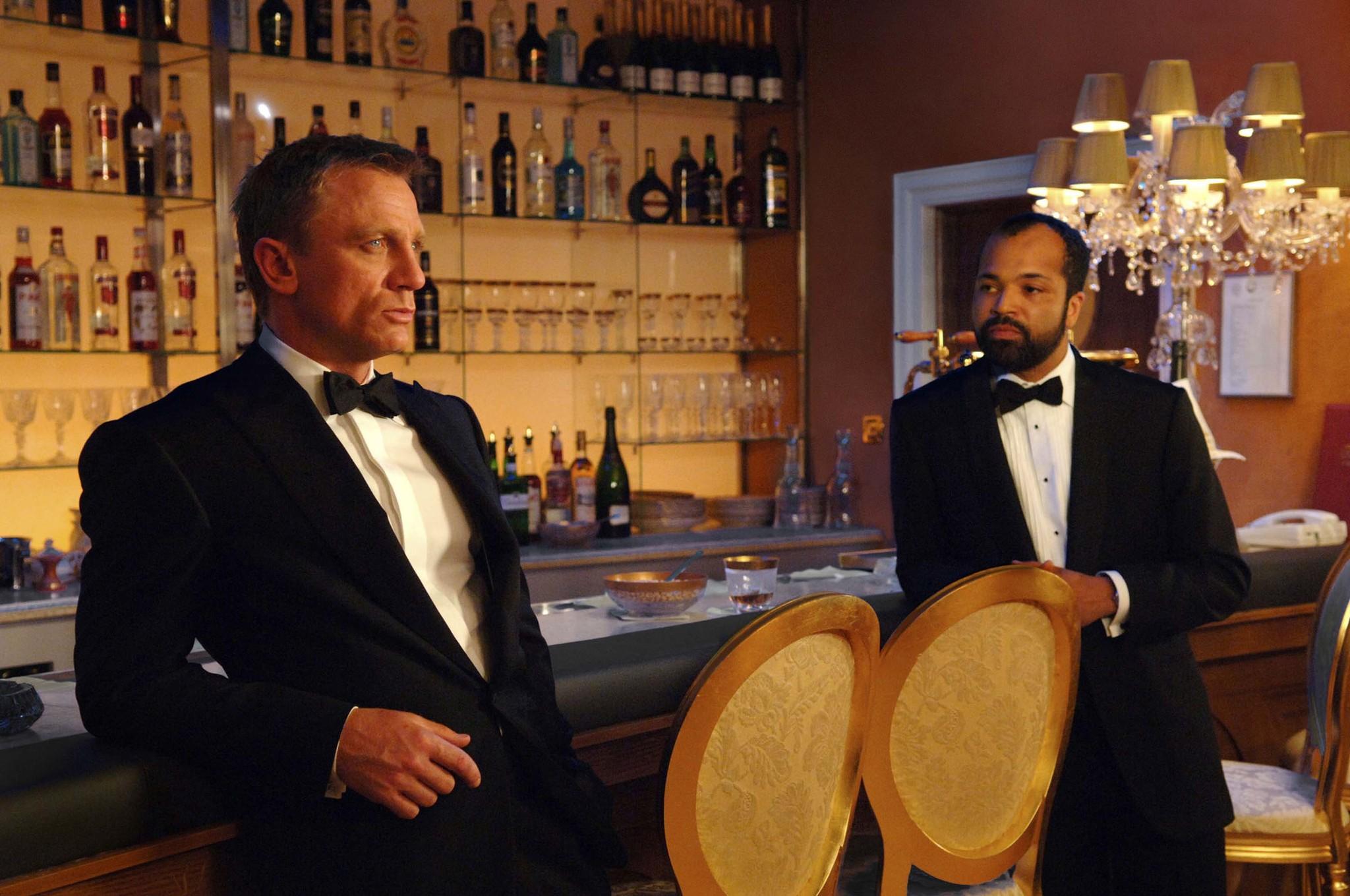 still-of-daniel-craig-and-jeffrey-wright-in-casino-royale-(2006)-large-picture