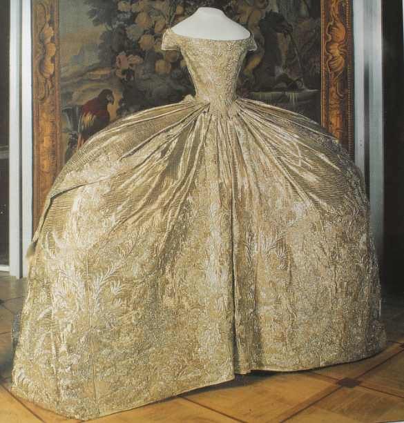 Свадебное платье будущей императрицы Екатерины II