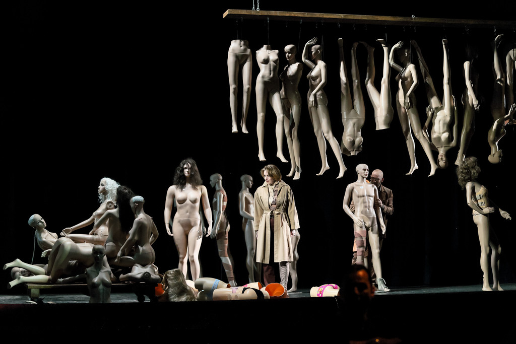 Зрители увидели постановку Пермского академического театра оперы и балета и...